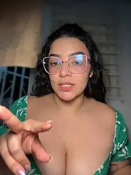 Stripchat Adult Webcam of Lia_flowers