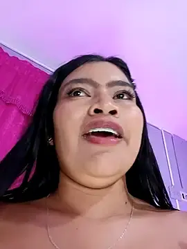 Stripchat Adult Video Chat of LunaaRosse