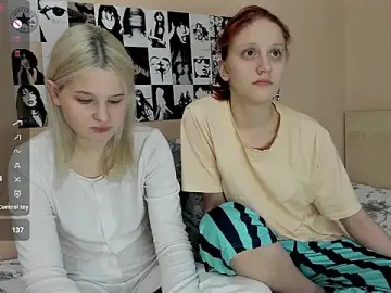 Stripchat Free Porn Cam of PSkaa