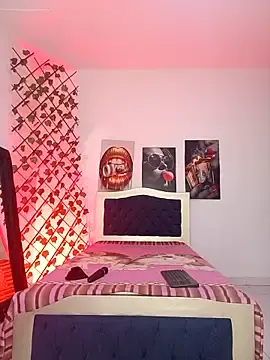 Stripchat Live Sex of ARTHUR_MINI