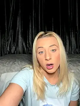 Stripchat Live Sex of Strongqueen