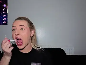 Stripchat Live Sex of Strongqueen