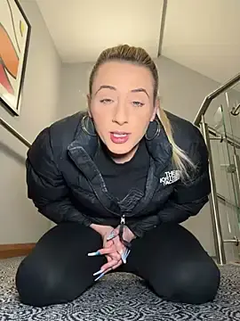 Stripchat Best live sex cam show of Strongqueen