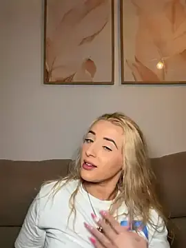 Stripchat Sex Cam of Strongqueen