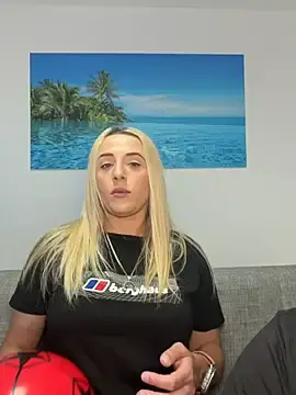 Stripchat Best live sex cam show of Strongqueen