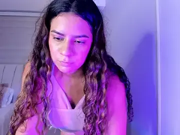 Stripchat Live Porn of Mavi_saenz