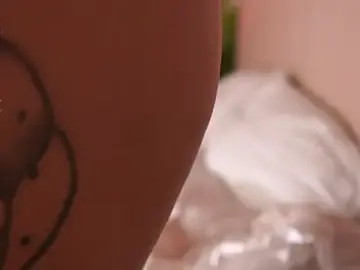 Stripchat Adult Webcam of Mary_Lise