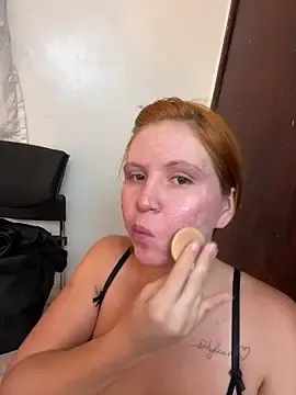 Stripchat Live Sex Cam of Sweet_vicky_hot