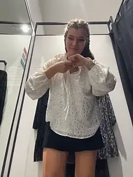 Stripchat Adult Webcam of Holy_Tereza