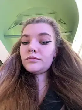 Stripchat Nude Webcam of Holy_Tereza