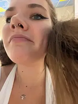 Stripchat Adult Webcam of Holy_Tereza