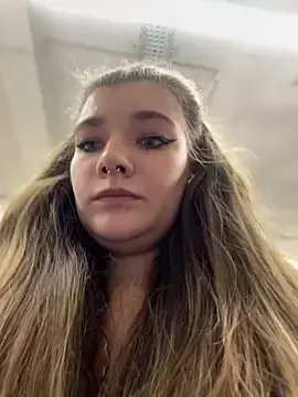 Stripchat Live Sex of Holy_Tereza