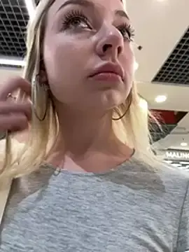 Stripchat Sex Cam of melissa_grr