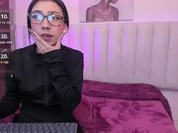 Stripchat Adult Webcams of Isabella_Crofts