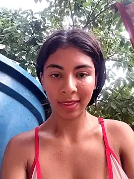 Stripchat Free Porn Cam of chaparritahot99