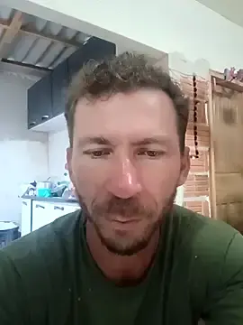 Stripchat Live Porn of RobertoLuiz84