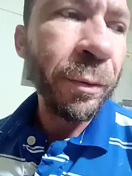 Stripchat Free Live Porn of RobertoLuiz84