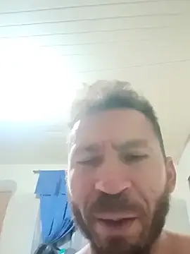 Stripchat Adult Webcam of RobertoLuiz84