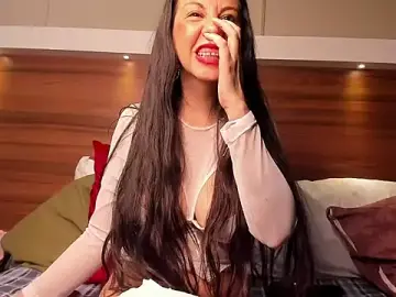 Stripchat Watch Live Sex Cams of AriadnaHarper