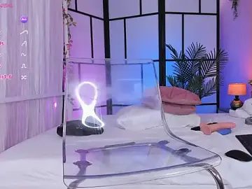 Stripchat Nude Webcam of KrissySinsx