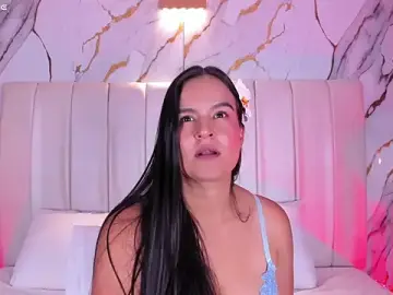 Stripchat Adult Video Chat of LucieMillerr