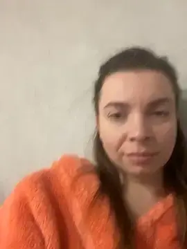 Stripchat Sex Cam of Luna2547