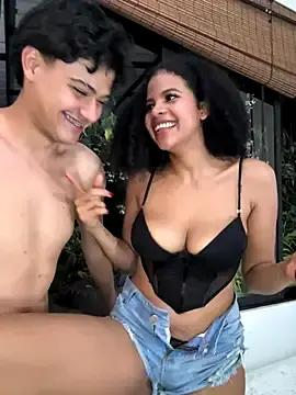 Stripchat Adult Webcam of Rose-andres
