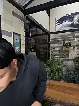 Stripchat Live Sex Cam of Rose-andres