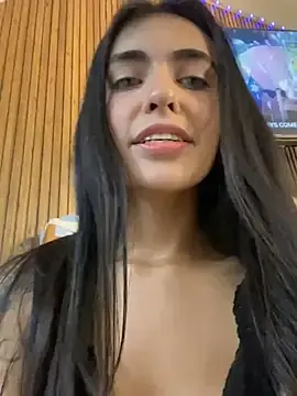 Stripchat Free Live Porn of DaphneUwu