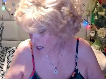 Stripchat Best live sex cam show of HappyWomanOn