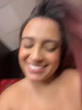 Stripchat Adult Video Chat of NaughtyNinnaXXX