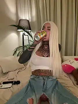 Stripchat Nude Webcam of bambixboo