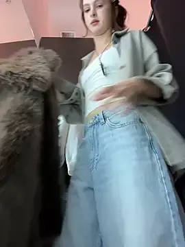 Stripchat Live Sex Cam of hani_obsessed