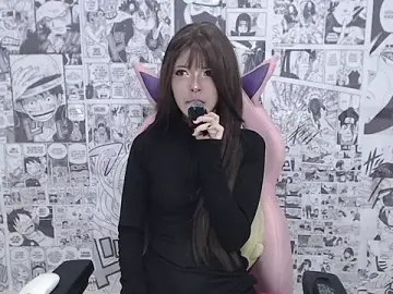 Stripchat Live Sex Cam of Miahparker