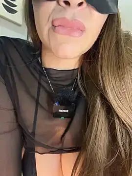 Stripchat Adult Webcam of Amberonee31