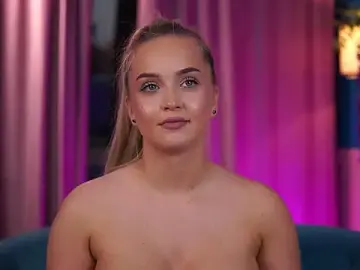 Stripchat Best Webcam of ElyssawetXX