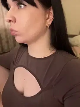 Stripchat Adult Webcam of Poly_Nick