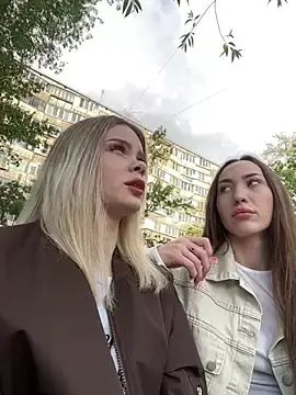 Stripchat Live Sex Cam of Crazy_Girls1