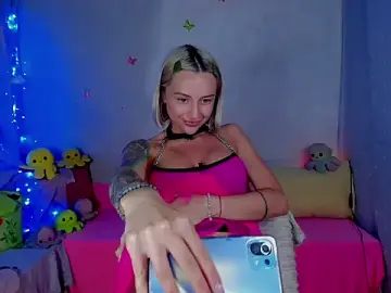 Stripchat Adult Webcams of YourLizzyDoll