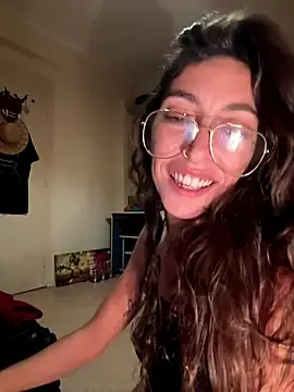 Stripchat Watch Live Sex Cams of Amani_thewolf