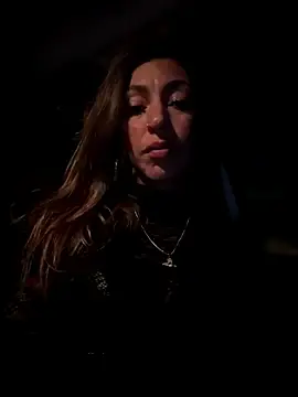 Stripchat Free Live Porn of Amani_thewolf