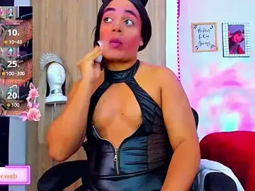 Stripchat Best live sex cam show of Amber_bigdick22