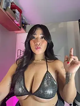 Stripchat Adult Webcam of AsianMilfSheryl