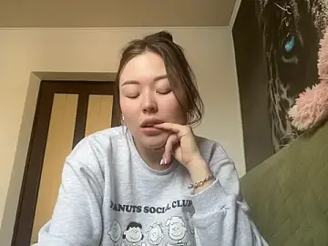 Stripchat Adult Webcam of CurietHana1