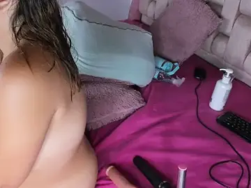 Stripchat Free Live Porn of Roxy-Smith