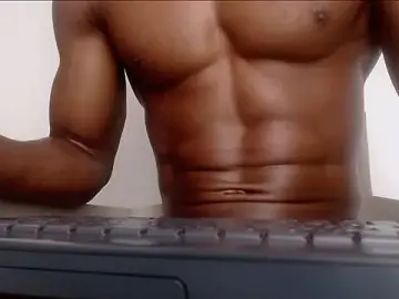Stripchat Nude Webcam of drake_brwon_23