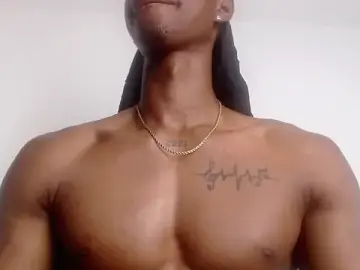 Stripchat Live Porn of drake_brwon_23