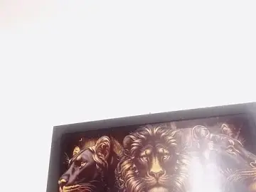 Stripchat Live Porn of drake_brwon_23