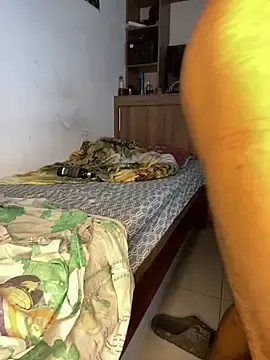 Stripchat Live Sex Cam of liam_Brooks9