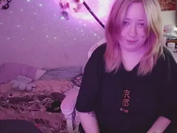 Stripchat Live Sex of plumpy_girl